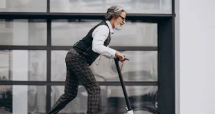 Latest Topics - 蜂鸟电竞1